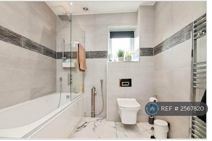 4 Bedroom Detached House To Rent In Lighthorne Road, Solihull, B91