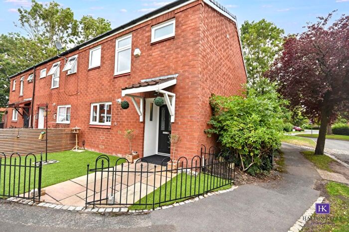 4 Bedroom End Terrace House For Sale In Grosvenor Close, Great Sankey, WA5