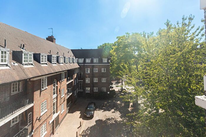 1 Bedroom Flat For Sale In Riverside Gardens, London, W6