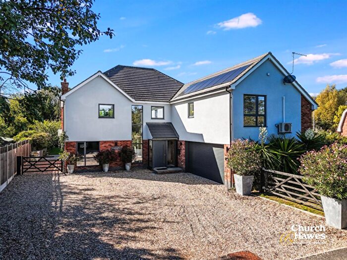 5 Bedroom Detached House For Sale In Stoney Hills, Burnham-On-Crouch, CM0