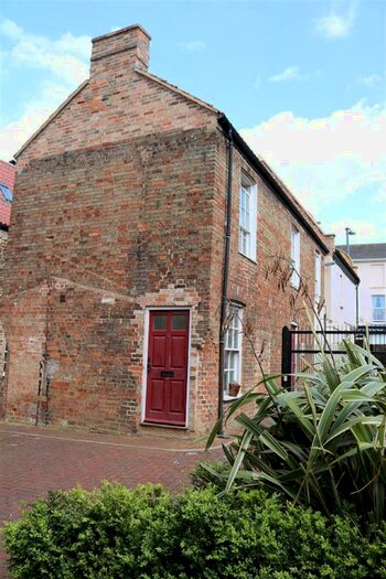 3 Bedroom House To Rent In Marchant Court, Downham Market, PE38