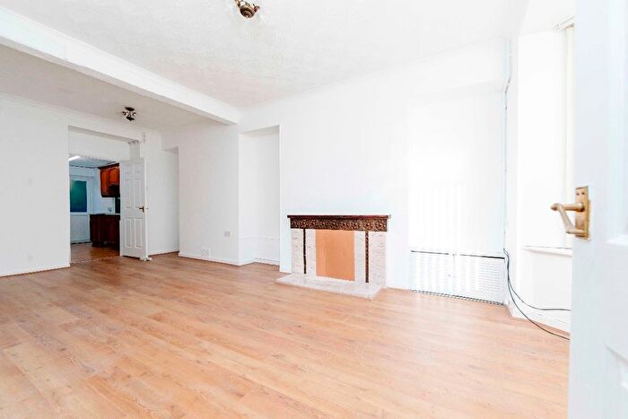 3 Bedroom Terraced House For Sale In Woodland Crescent, Treharris, CF46