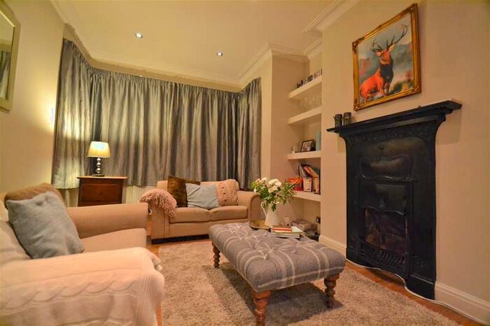 2 Bedroom Apartment To Rent In Ryfold Road, Wimbledon Park, SW19