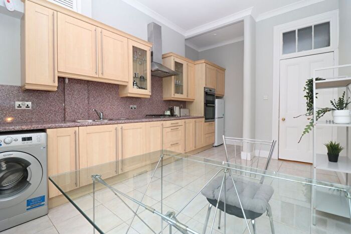 1 Bedroom Flat To Rent In Dudley Drive, Glasgow, G12