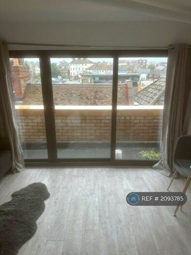 2 Bedroom Flat To Rent In The Old High Street, Folkestone, CT20