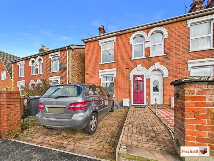 3 Bedroom Semi Detached House For Sale In Nacton Road, Ipswich, IP3