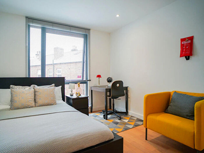 Studio To Rent In West Bar House, Furnace Hill, S3