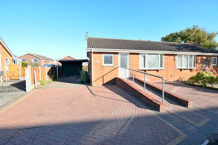 2 Bedroom Semi-Detached Bungalow To Rent In Guildford Way, Poulton-Le-Fylde, FY6