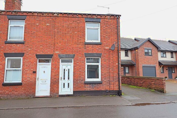2 Bedroom End Of Terrace House To Rent In Church Street, Stone, Staffordshire, ST15