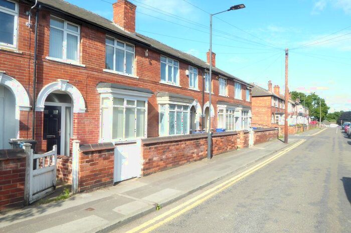 3 Bedroom Terraced House To Rent In Roberts Road, Balby, Doncaster, DN4