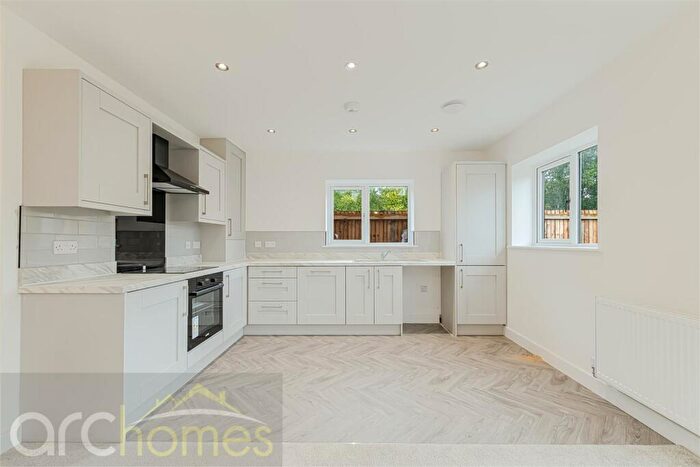 2 Bedroom Semi-Detached Bungalow For Sale In Samuel Close, Atherton, Manchester, M46