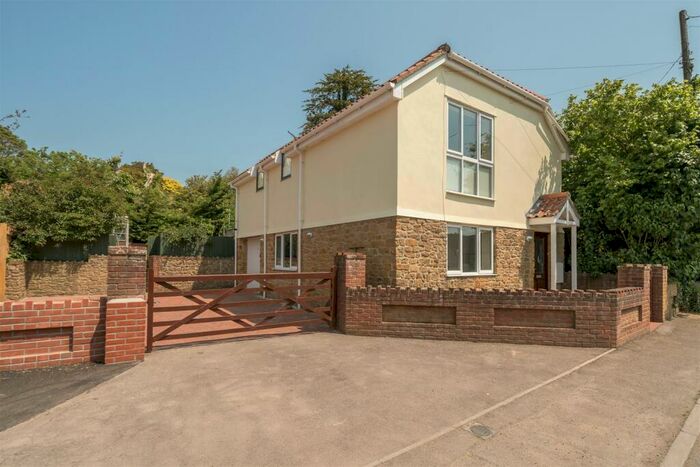 3 Bedroom Detached House For Sale In Weston Street, Buckhorn Weston, Gillingham, SP8