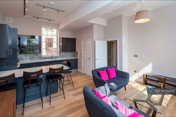 2 Bedroom Flat To Rent In Kayes Walk, Nottingham, NG1