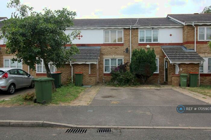 2 Bedroom Terraced House To Rent In Quakers Place, London, E7
