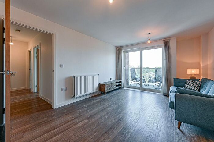 2 Bedroom Flat To Rent In Ringers Road, Bromley, BR1