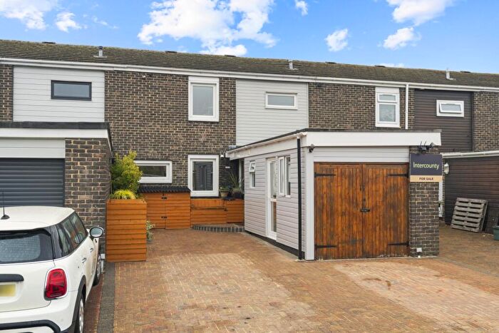 3 Bedroom Terraced House For Sale In The Maples, Harlow, Essex, CM19