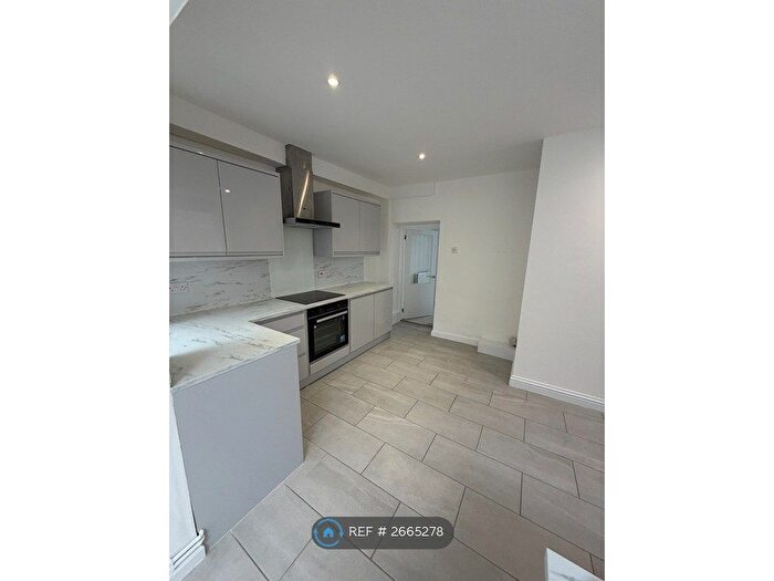 3 Bedroom Semi Detached House To Rent In Tyne St, Blaydon-On-Tyne, NE21