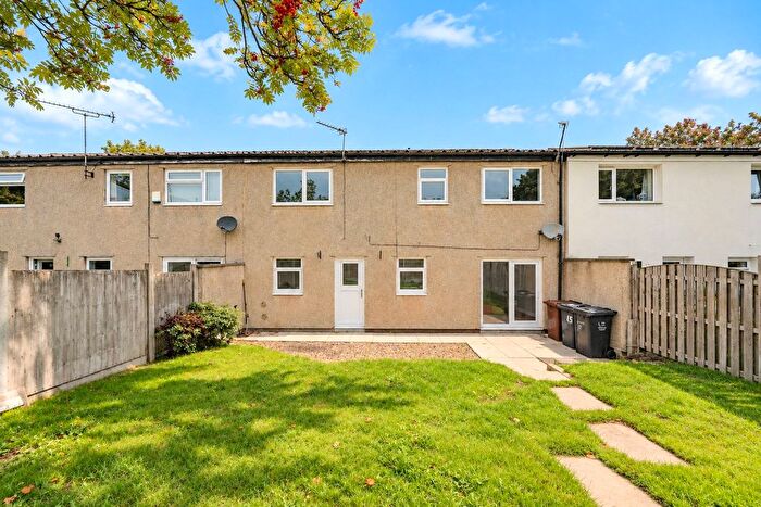 3 Bedroom Terraced House For Sale In Holtdale Place, Leeds, West Yorkshire, LS16
