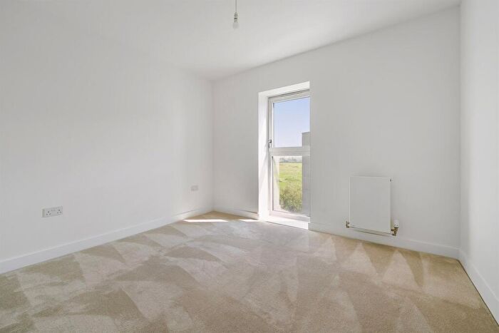 2 Bedroom Apartment To Rent In Flagstaff Road, Reading, RG2