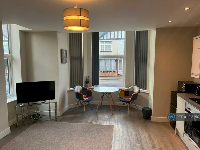 1 Bedroom Flat To Rent In Meadow Road, Beeston, Nottingham, NG9