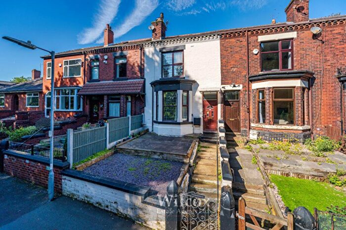 3 Bedroom Terraced House For Sale In Station Road, Kearsley, BL4
