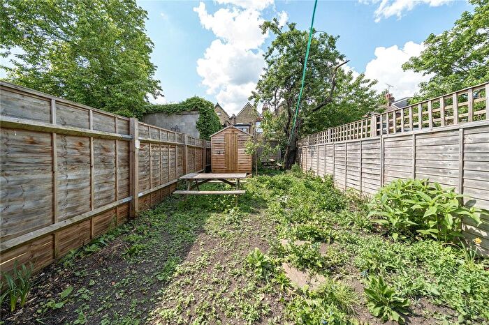 4 Bedroom Terraced House To Rent In Glenwood Road, Harringay, London, N15