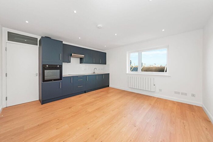 1 Bedroom Studio For Sale In Granville Square, Peckham, London, SE15