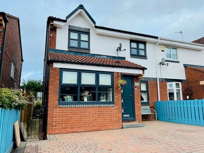 2 Bedroom Semi-Detached House For Sale In Woodrush, Coulby Newham, Middlesbrough, TS8
