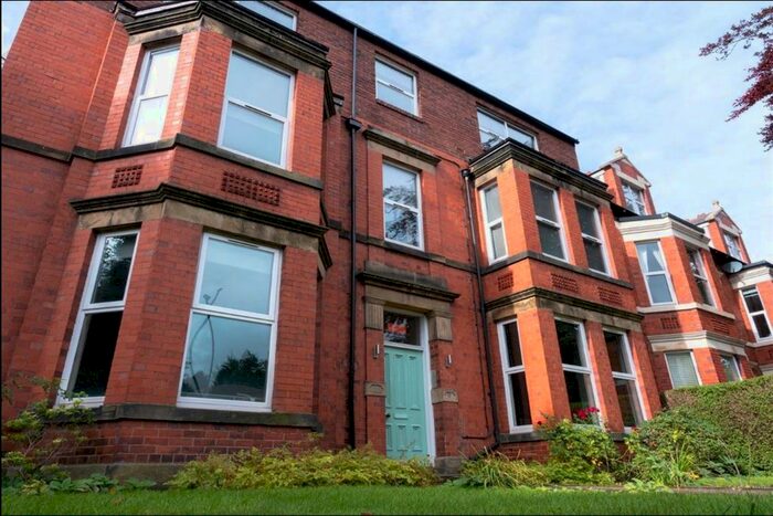 2 Bedroom Flat To Rent In Osborne Road, Jesmond, Newcastle Upon Tyne, NE2