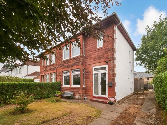 3 Bedroom Semi-Detached House For Sale In Iain Road, Bearsden, Glasgow, G61