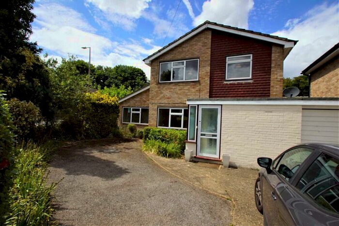 4 Bedroom Detached House To Rent In Cedar Close, Hertford, SG14
