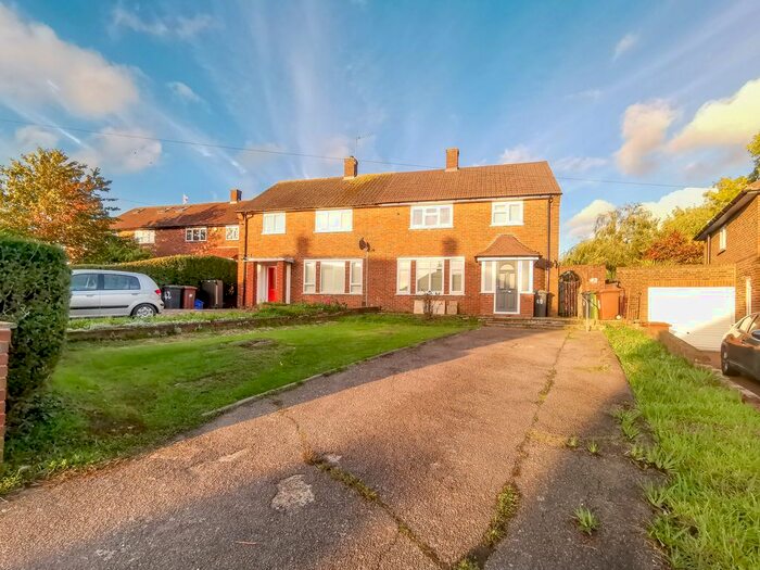 3 Bedroom Semi-Detached House To Rent In Stanborough Avenue, Borehamwood, WD6