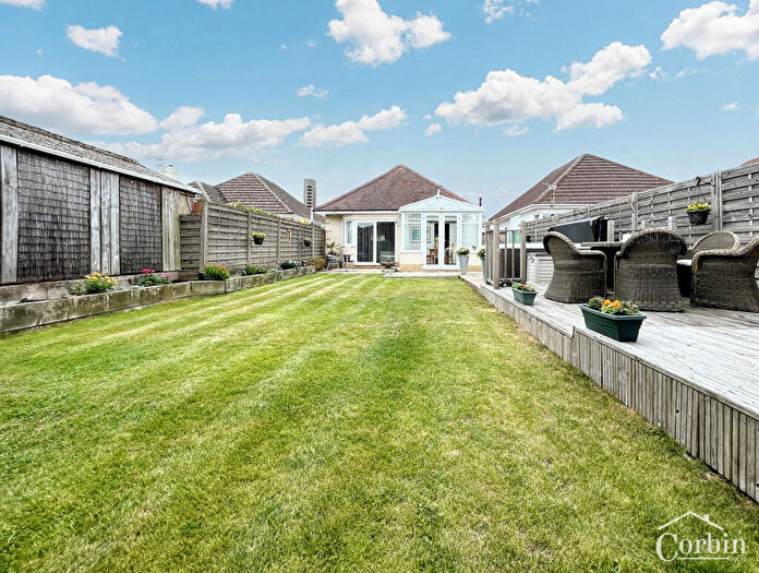 2 Bedroom Detached Bungalow For Sale In Durdells Avenue, Bournemouth, BH11