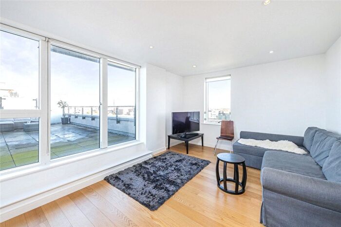 1 Bedroom Flat To Rent In Seven Sea Gardens, Bromley-By-Bow, E3