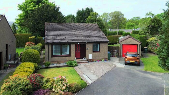 3 Bedroom House For Sale In St. Serfs Road, Crook Of Devon, Kinross, KY13