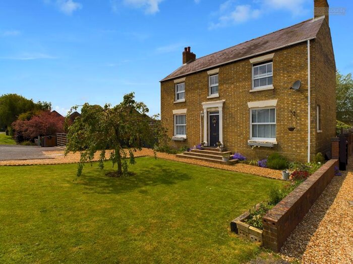 4 Bedroom Character Property For Sale In Guntons Road, Newborough, Peterborough, PE6