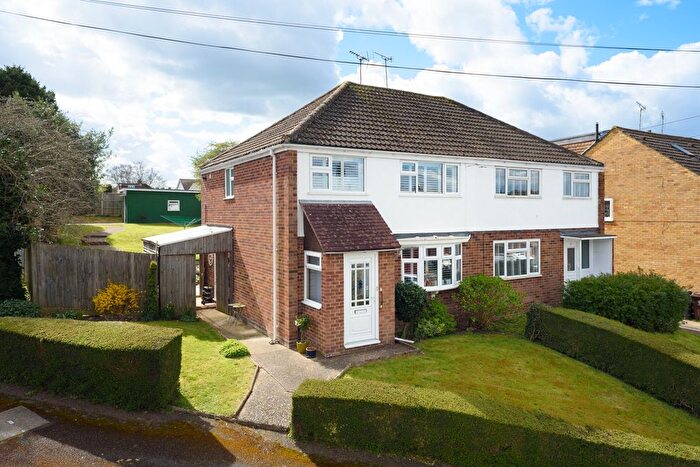 3 Bedroom Semi Detached House For Sale In Oast Meadow, Willesborough, TN24