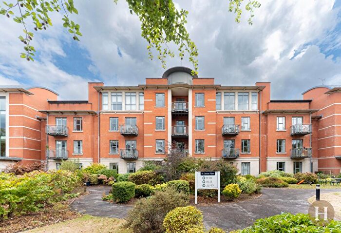 2 Bedroom Flat For Sale In St James Place, George Road, Edgbaston, B15