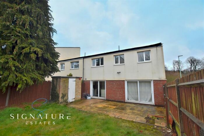 3 Bedroom End Of Terrace House To Rent In Throstle Place, Boundary Way, Watford, WD25