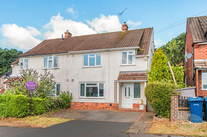 4 Bedroom Semi-Detached House For Sale In Old Park Close, Farnham, Surrey, GU9