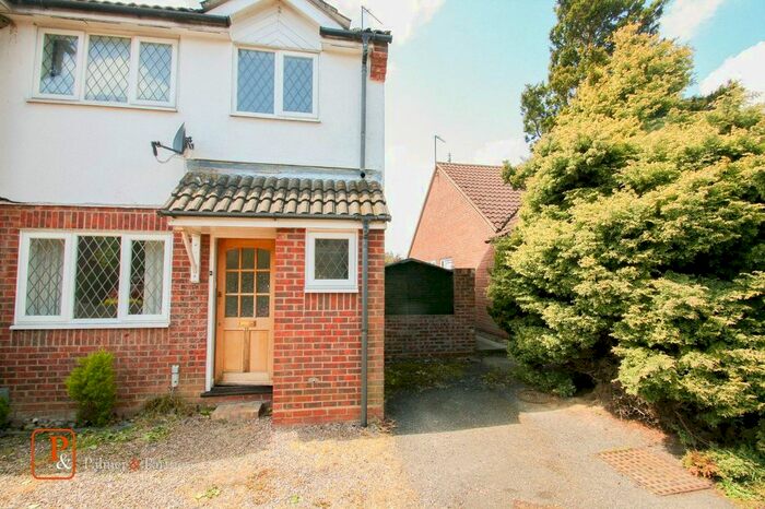 3 Bedroom End Of Terrace House To Rent In Albrighton Croft, Highwoods, Colchester, Essex, CO4