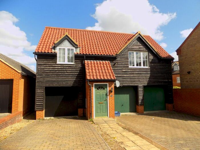 2 Bedroom Flat To Rent In Penhow Rise, Kingsmead, Milton Keynes, MK4