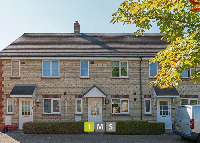 3 Bedroom Terraced House To Rent In Grebe Road, Bicester, OX26