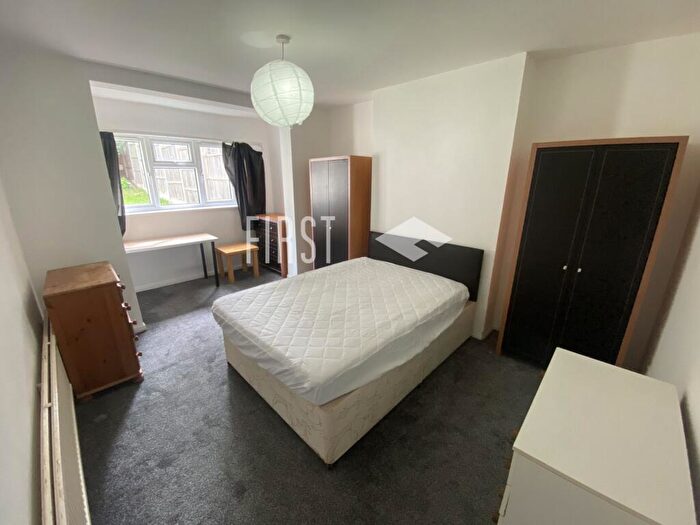 5 Bedroom Semi Detached House To Rent In Stanfell Road, Clarendon Park, LE2