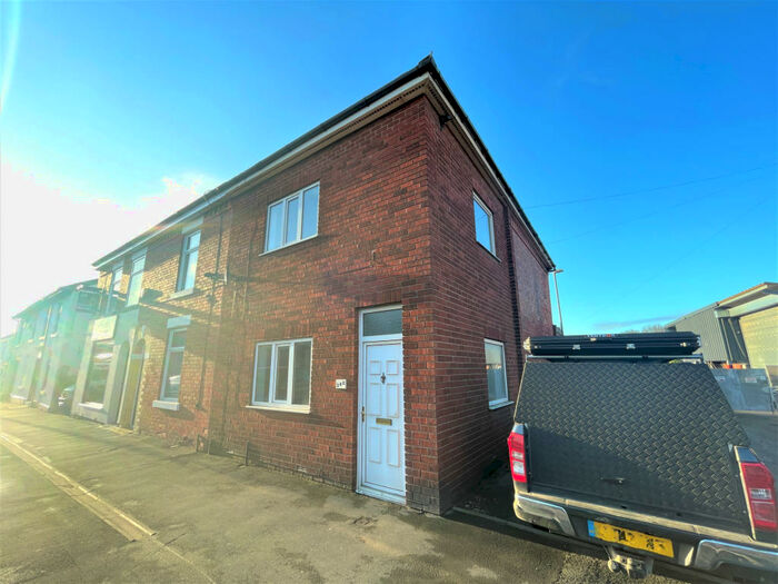 2 Bedroom Terraced House To Rent In Station Road, Preston, PR5