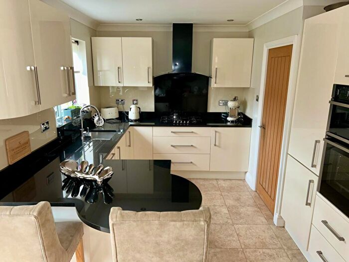 4 Bedroom Detached House For Sale In Morgan Close, Yaxley, Peterborough, PE7