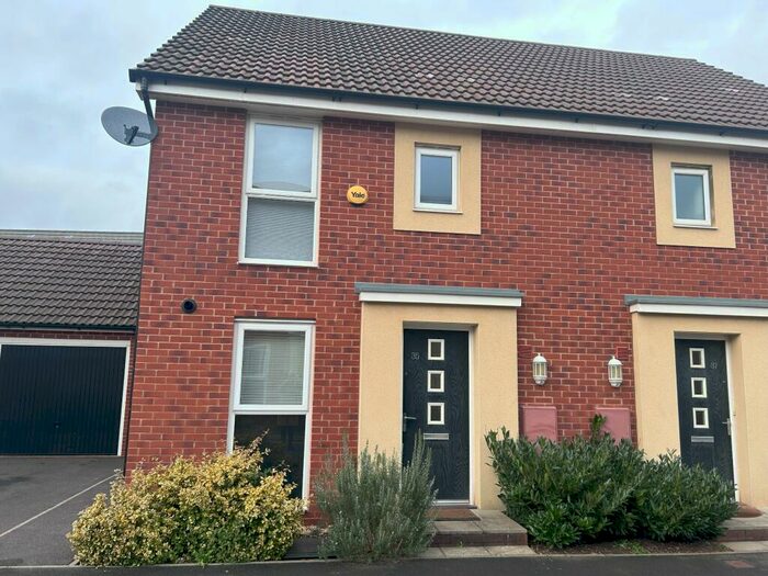 3 Bedroom End Of Terrace House To Rent In Brentnall Way, Bristol, BS16