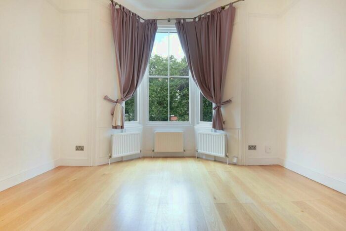 2 Bedroom Terraced House To Rent In Old Ford Road, London, E3