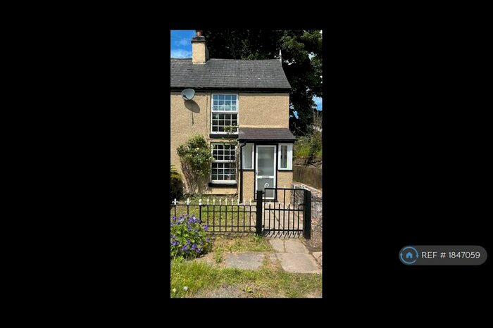 2 Bedroom End Of Terrace House To Rent In Llan Isa, Bryneglwys, Corwen, LL21