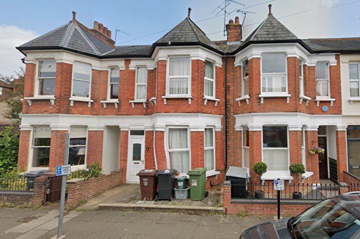 2 Bedroom Terraced House For Sale In Glenferrie Road, St.Albans, AL1